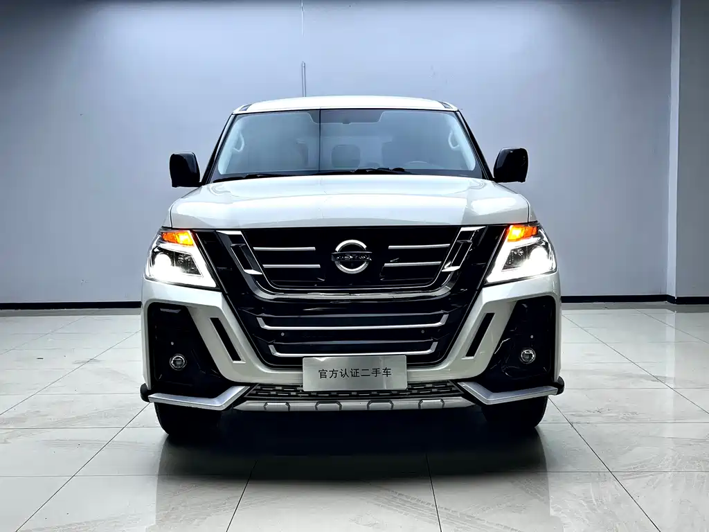 Patrol 2018 4.0L LinkedIn model купить на сайте DeffCars