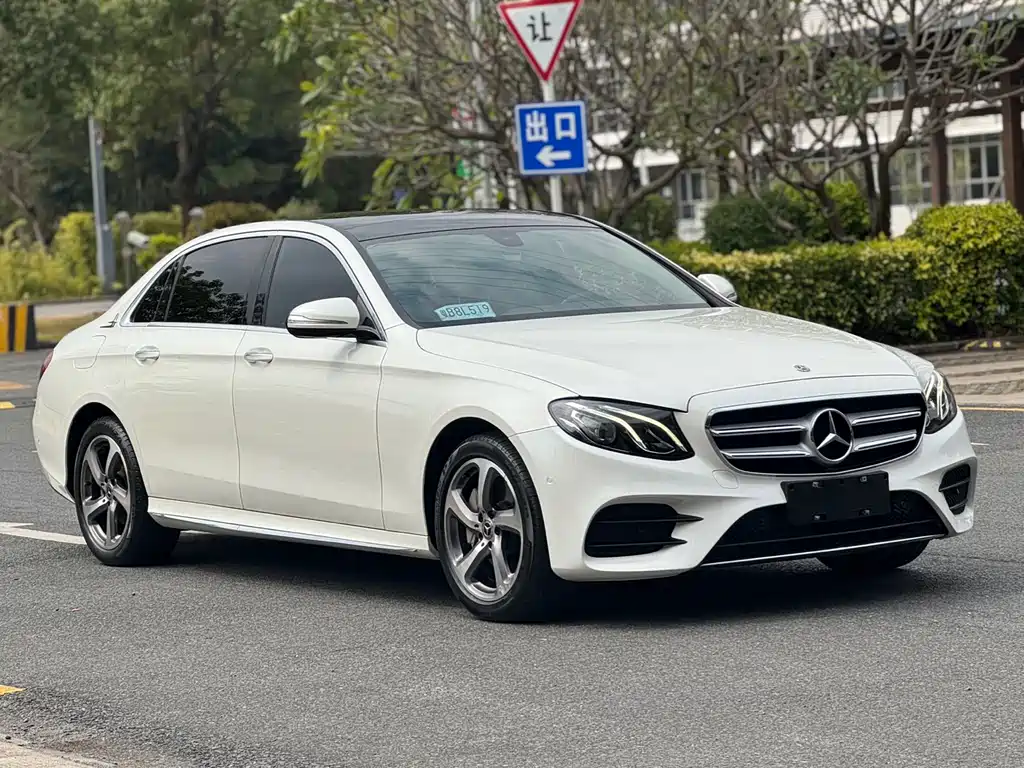 Mercedes-Benz E-Class 2017 E 300 L Sporty and Stylish купить на сайте DeffCars