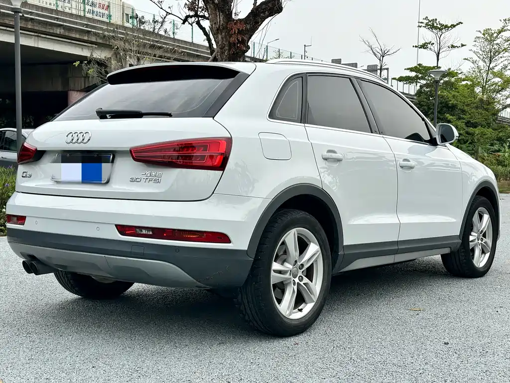 Audi Q3 2018 30th Anniversary Model 30 TFSI Fashion Model купить на сайте DeffCars