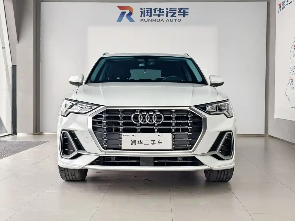 Audi Q3 2021 35 TFSI Fashionable and Dynamic купить на сайте DeffCars