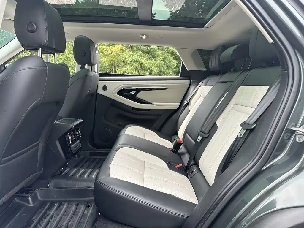 Range Rover Evoque 2021 Evoque L 249PS R-Dynamic First edition купить на сайте DeffCars