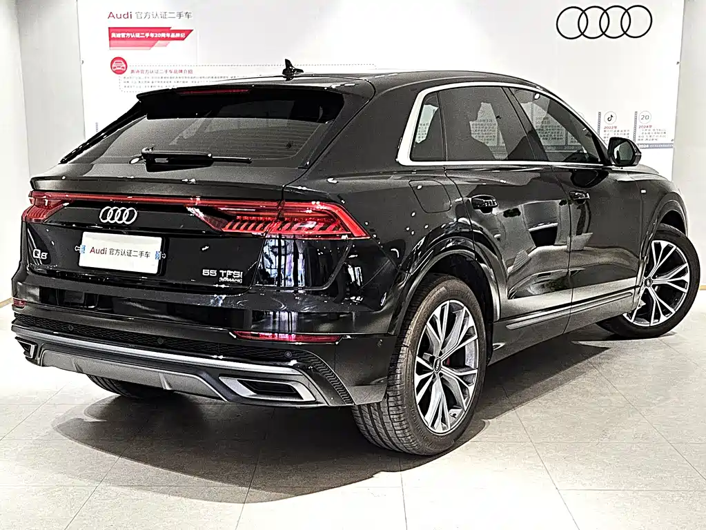 Audi Q8 2023 55 TFSI Premium Dynamic Model купить на сайте DeffCars