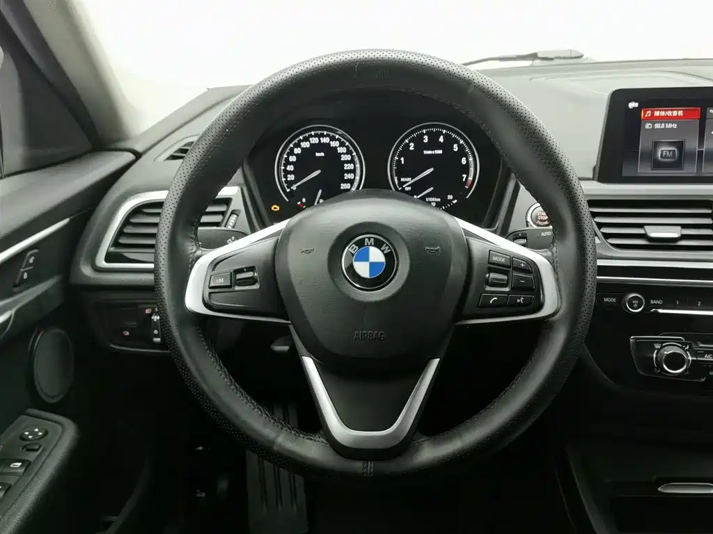 BMW 1 Series 2020 120i Fashion купить на сайте DeffCars