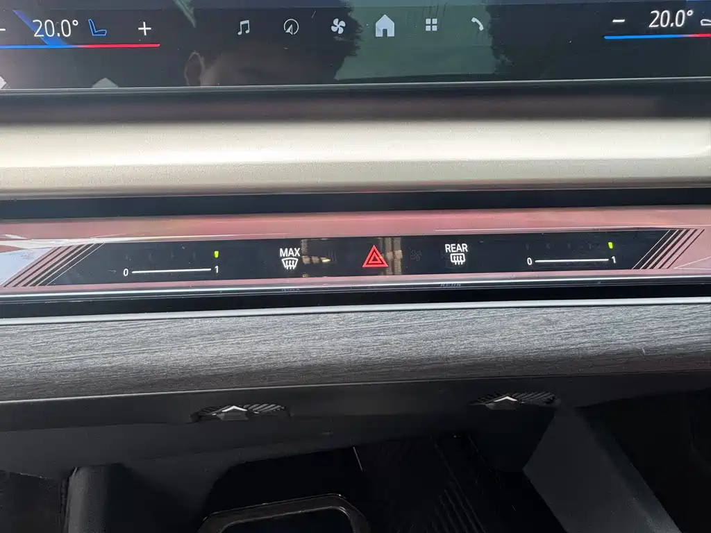 BMW 5 Series 2025 530Li Exclusive M Sports Package купить на сайте DeffCars