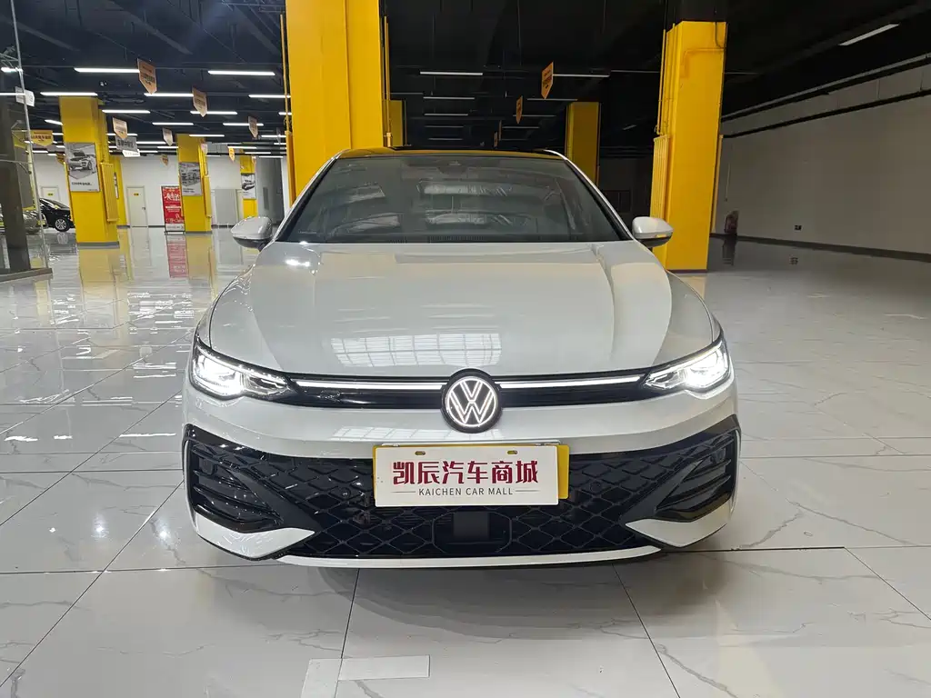 Golf 2025 facelift 300TSI R-Line купить на сайте DeffCars