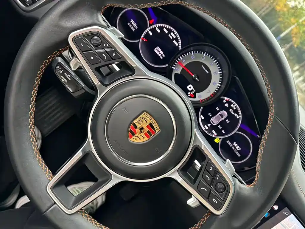 Cayenne 2022 Cayenne 3.0T Platinum Edition купить на сайте DeffCars