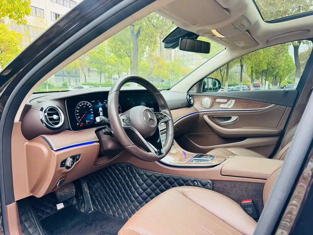 Mercedes-Benz E-Class 2023 E 300 L Fashion купить на сайте DeffCars