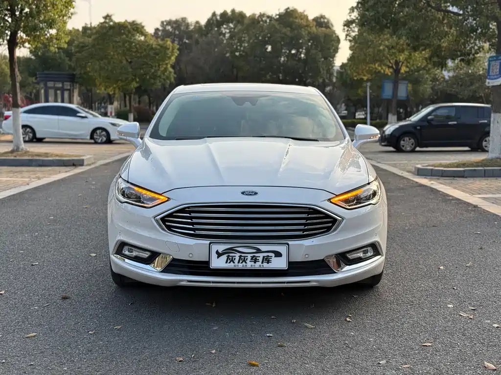 Mondeo 2017 EcoBoost 200 Luxury купить на сайте DeffCars