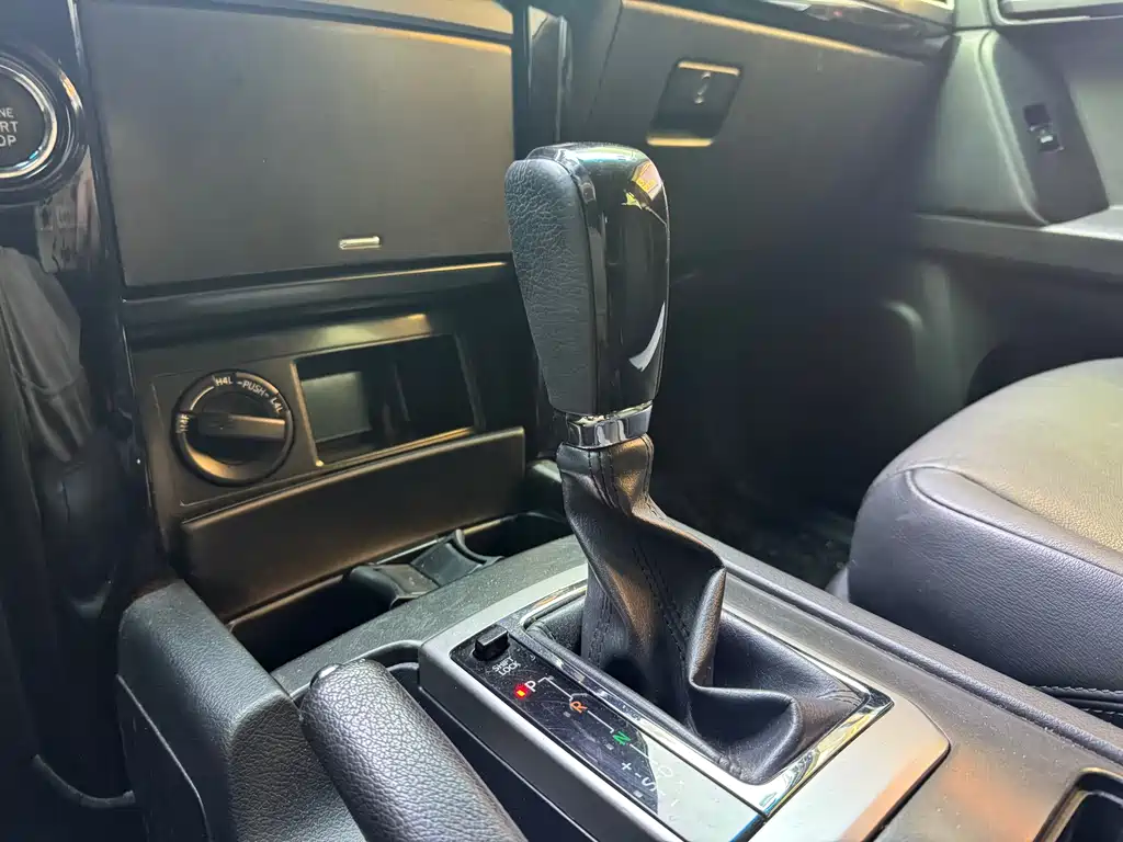 Prado 2016 2.7L automatic standard version купить на сайте DeffCars