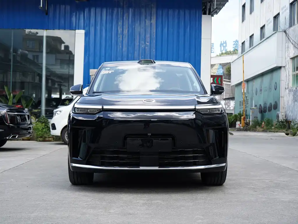 Trumpchi Yearning S9 2025 Qiankun UItra 5-seater купить на сайте DeffCars