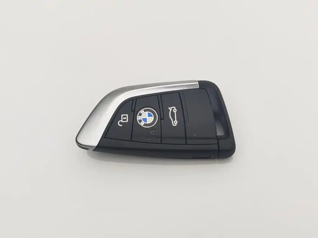 BMW X1 2022 sDrive25Li Leading Model купить на сайте DeffCars