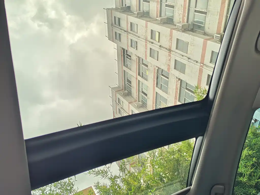 Camry 2021 2.5G Deluxe Edition купить на сайте DeffCars
