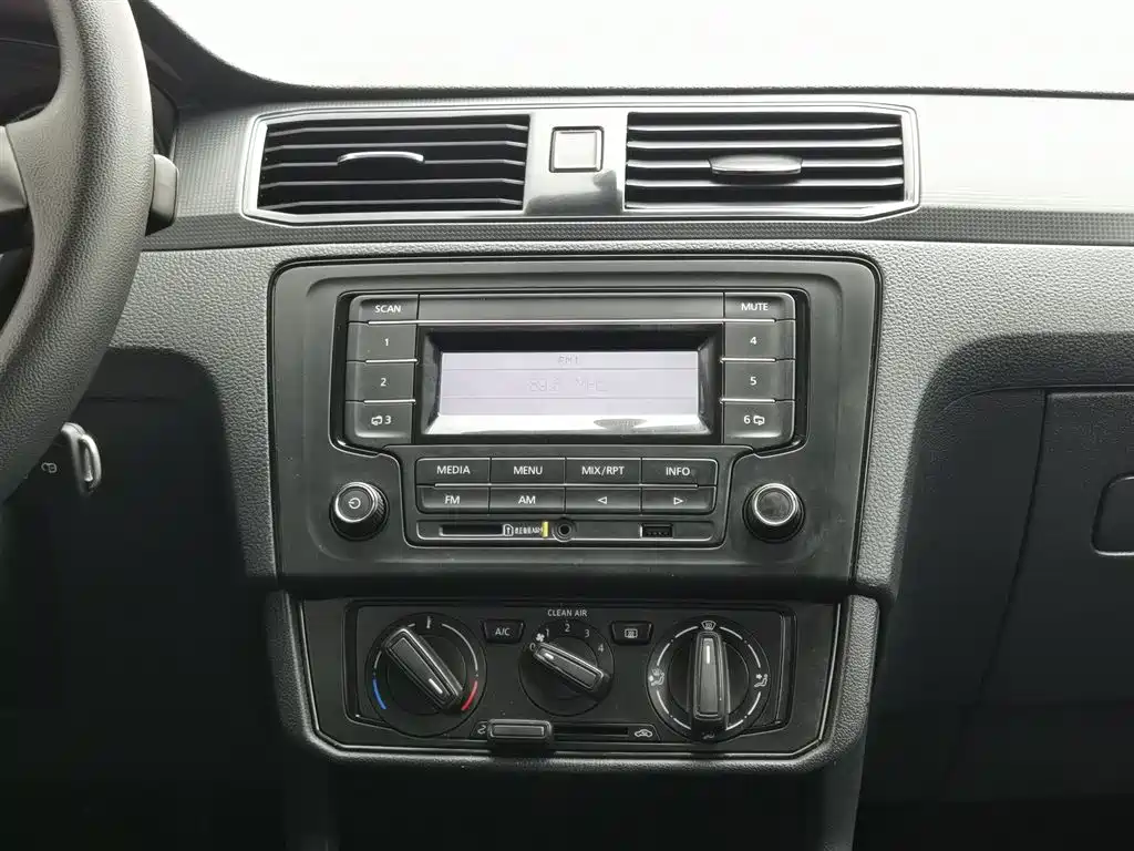 Santana 2021 1.5L automatic fashion version купить на сайте DeffCars
