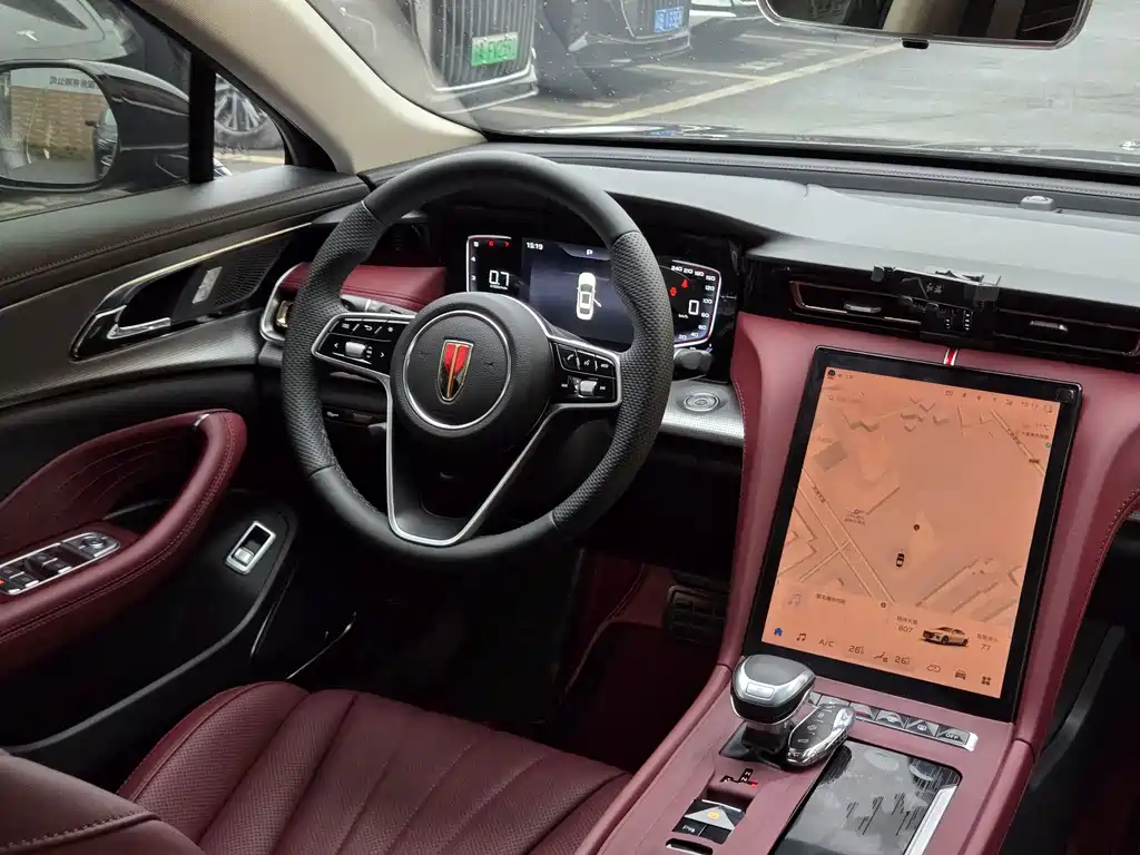 Hongqi H5 2023 1.5T DCT Zhilian Qiyun Edition купить на сайте DeffCars