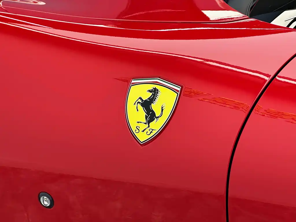 Roma 2020 3.9T V8 купить на сайте DeffCars