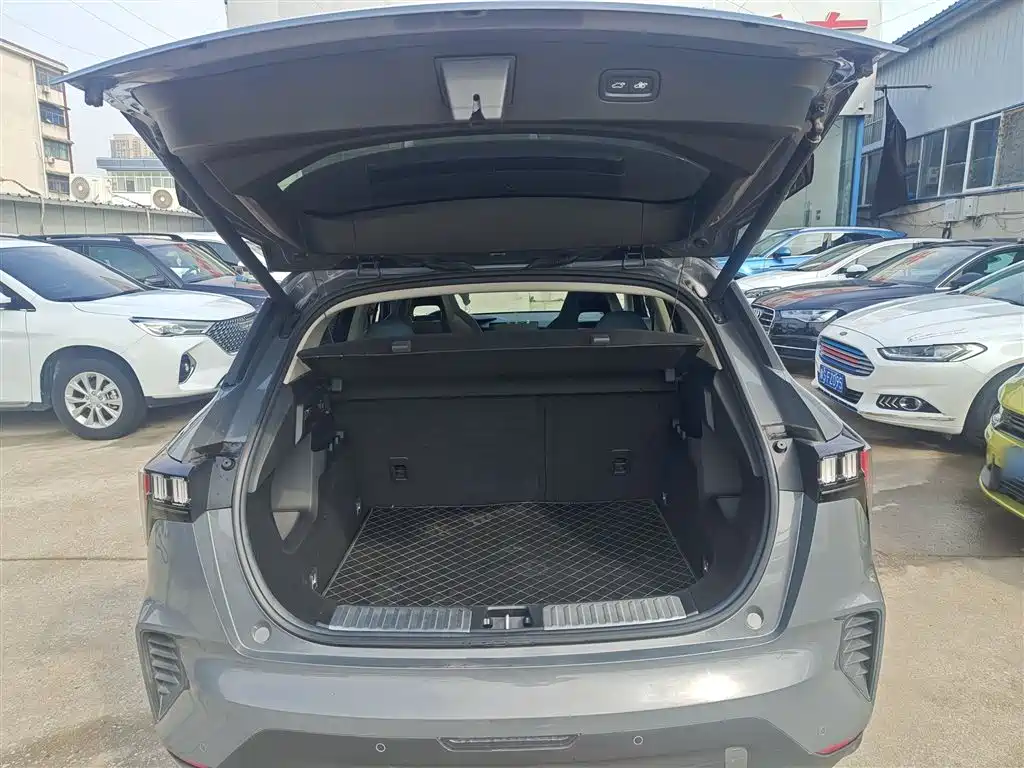 Lynk & Co 06 2020 1.5T Yao Halo купить на сайте DeffCars