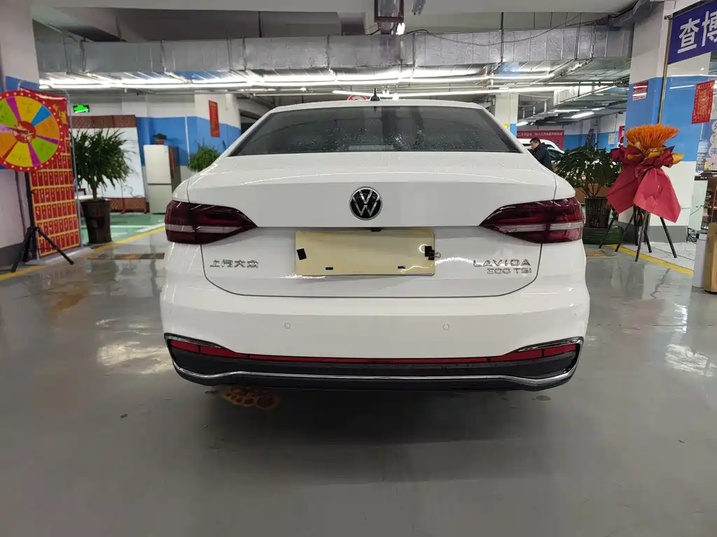 Lavida 2023 300TSI DSG Manyi Edition купить на сайте DeffCars