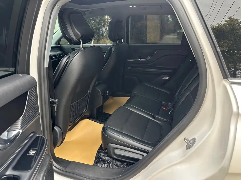 Adventurer 2020 2.0T two-wheel drive exclusive edition купить на сайте DeffCars