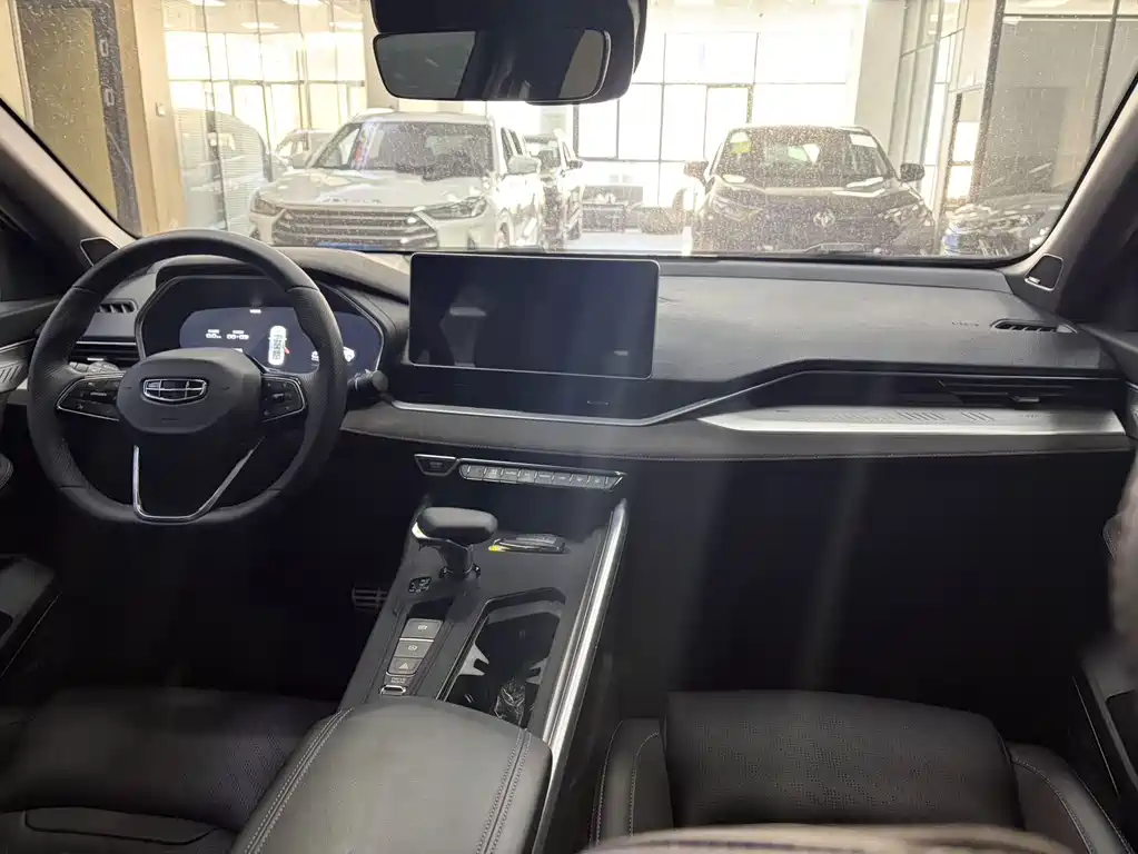 Xingrui 2023 2.0TD only comes in green version купить на сайте DeffCars