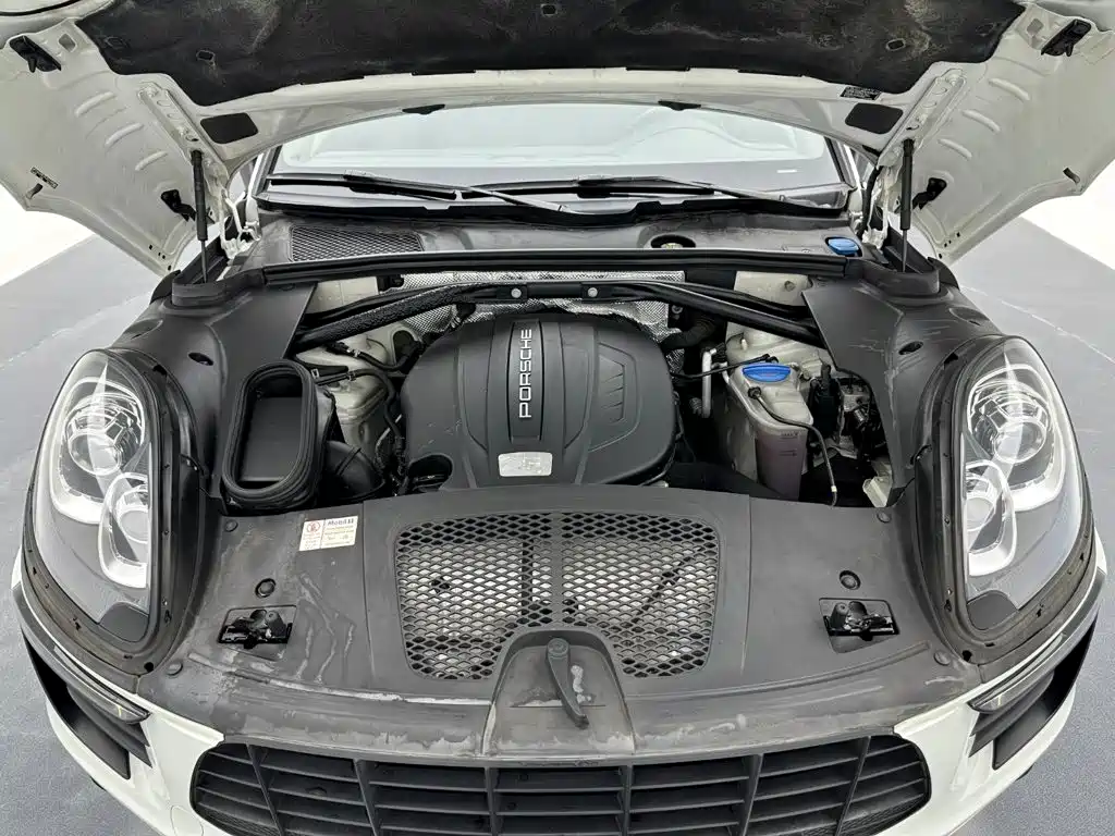 Macan 2014 Macan 2.0T купить на сайте DeffCars