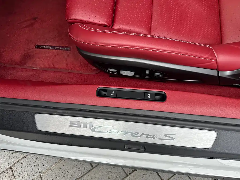 Porsche 911 2023 Carrera S 3.0T купить на сайте DeffCars