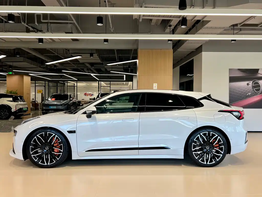 Jikrypton 001 2025 YOU version 100kWh four-wheel drive купить на сайте DeffCars