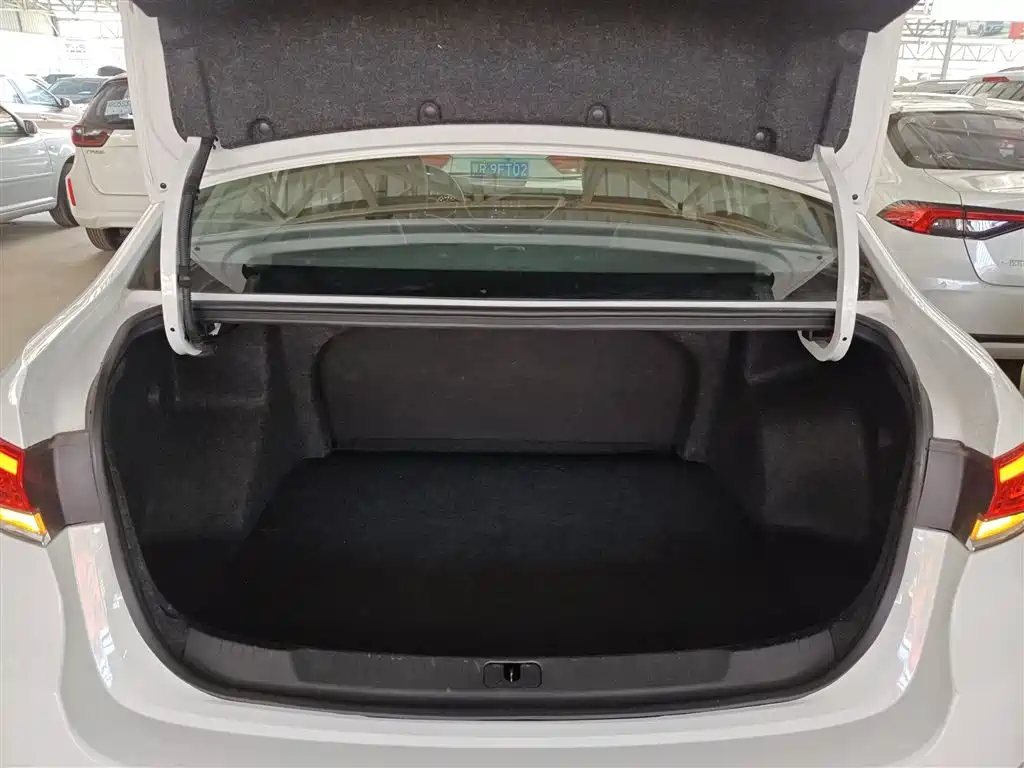 Yinglang 2021 facelift 1.3T automatic light hybrid aggressive model купить на сайте DeffCars