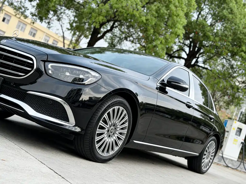 Mercedes-Benz E-Class 2022 Model Two E 300 L Premium Model купить на сайте DeffCars