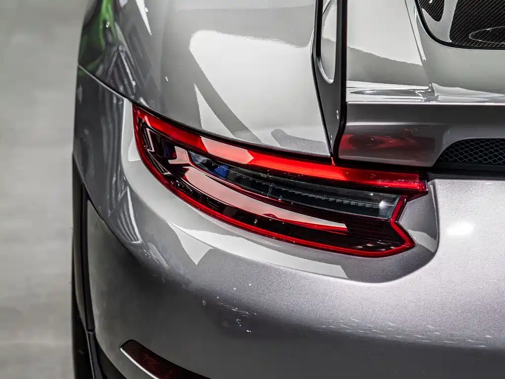 Porsche 911 2018 GT2 RS 3.8T купить на сайте DeffCars