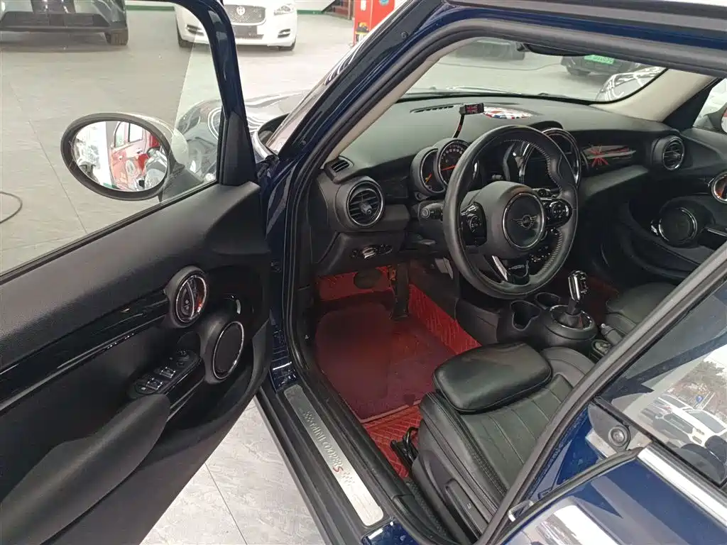 MINI 2019 2.0T COOPER S Artist Five-door Edition купить на сайте DeffCars