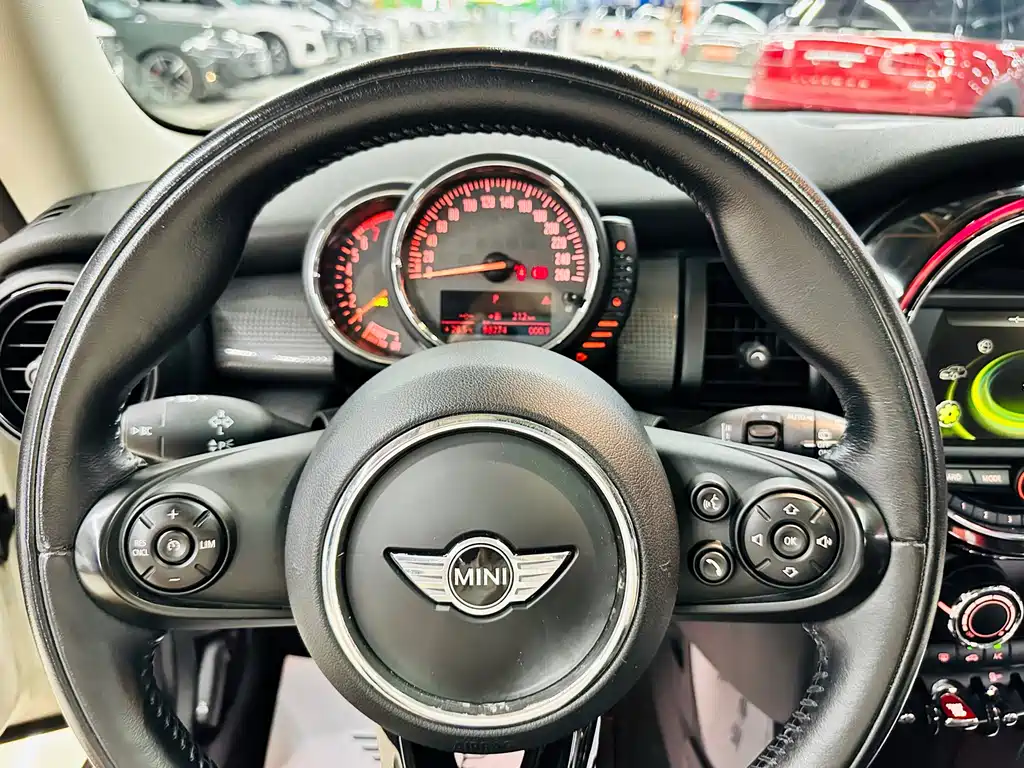 MINI 2016 1.5T COOPER купить на сайте DeffCars