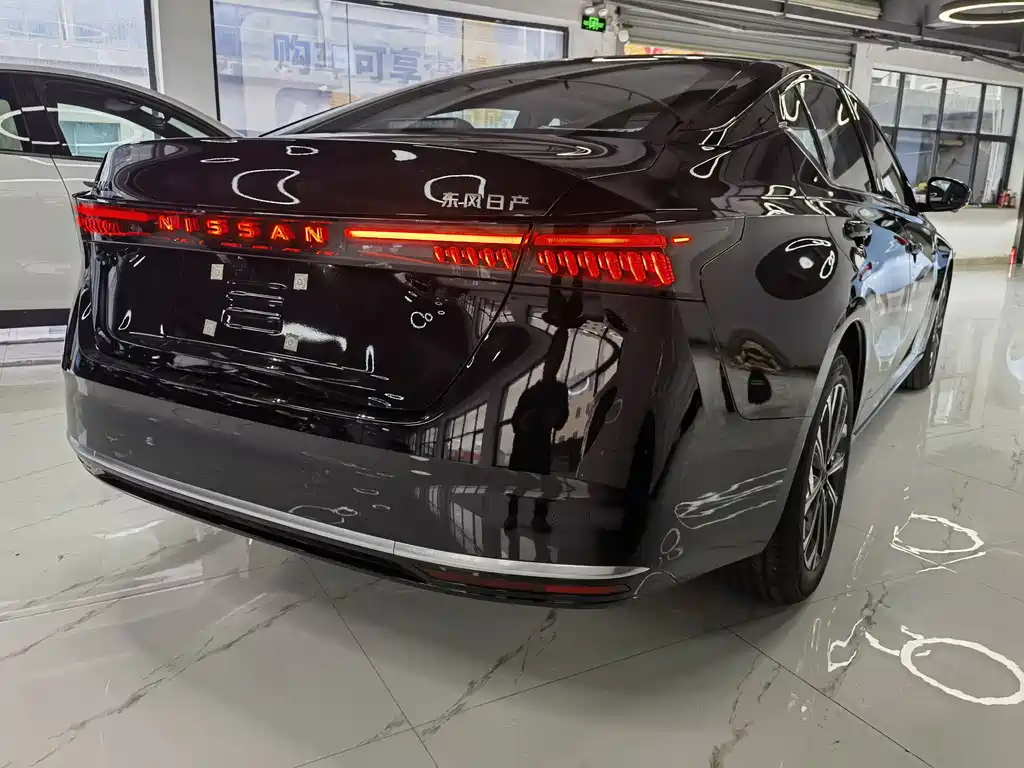 Teana 2026 Hongmeng Cockpit 2.0L Intelligent Super Comfort Edition купить на сайте DeffCars