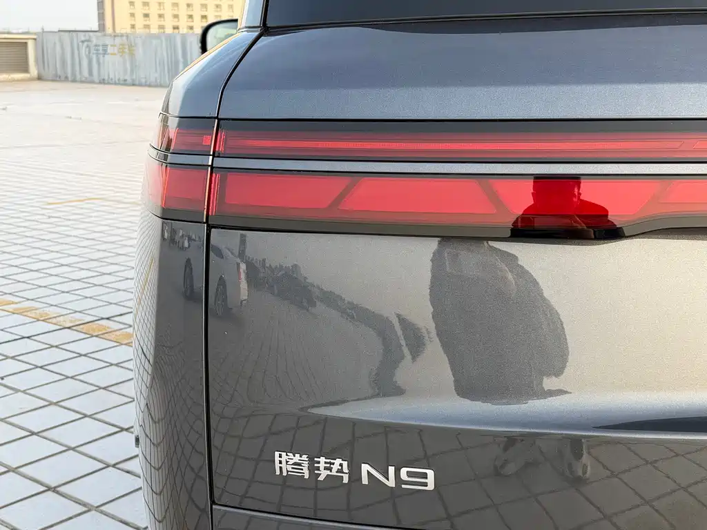 Denza N9 2025 Honor model купить на сайте DeffCars
