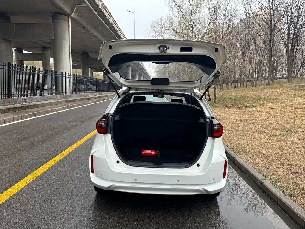 Fit 2022 1.5L CVT Trendy Sunroof Edition купить на сайте DeffCars