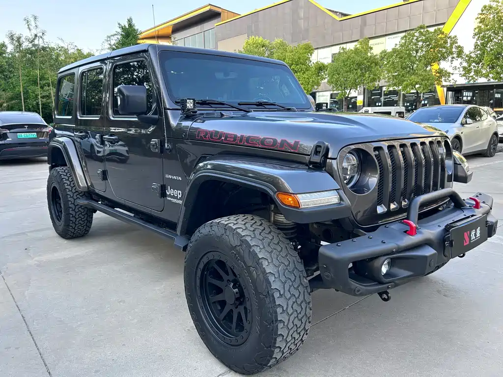 Wrangler 2021 2.0T Sahara four-door version купить на сайте DeffCars
