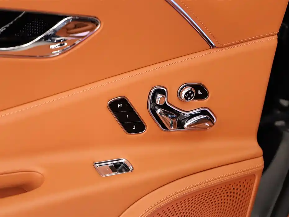 Flying Spur 2022 4.0T V8 Standard Edition купить на сайте DeffCars