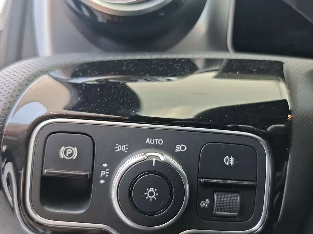 Mercedes-Benz A-Class 2020 A 220 L 4MATIC Sports Sedan купить на сайте DeffCars