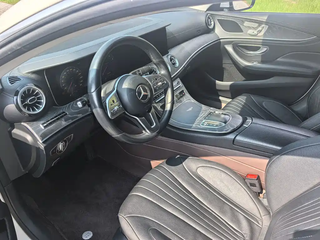 Mercedes-Benz CLS 2018 CLS 300 Dynamic купить на сайте DeffCars