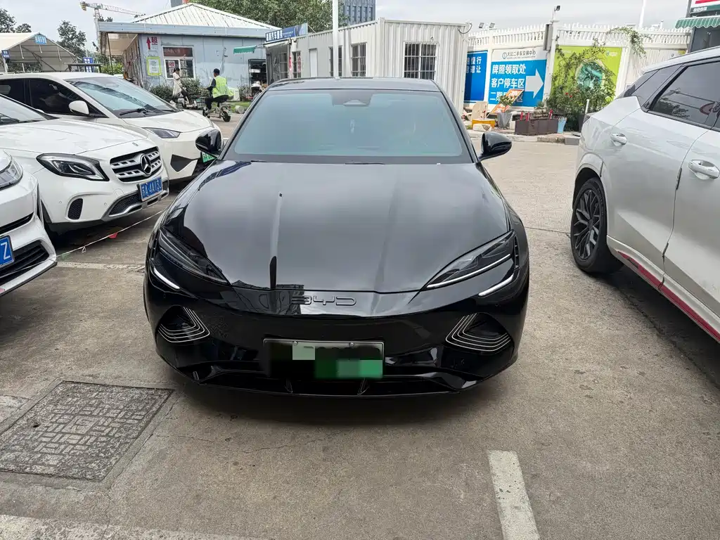 Seal 2023 Champion Edition 550km Premium Type купить на сайте DeffCars
