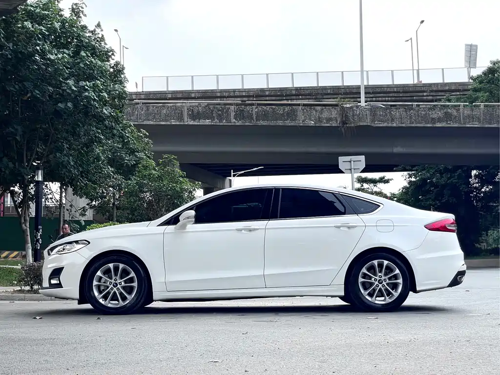 Mondeo 2020 EcoBoost 180 Fashion Model купить на сайте DeffCars