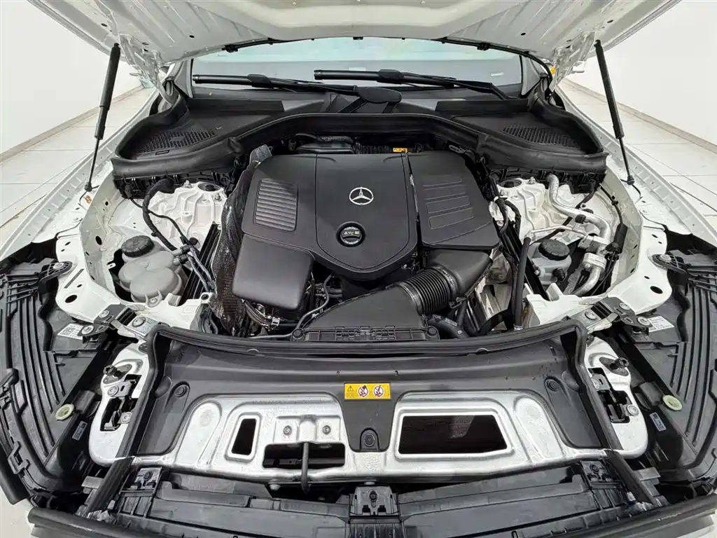 Mercedes-Benz GLC 2023 GLC 260 L 4MATIC Dynamic 5-seater купить на сайте DeffCars