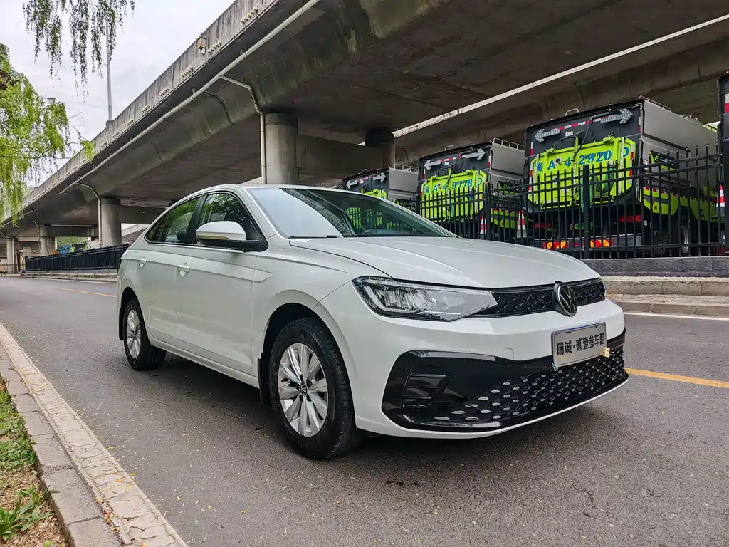 Lavida 2025 Xinrui 1.5L Outstanding Xinyi Edition купить на сайте DeffCars