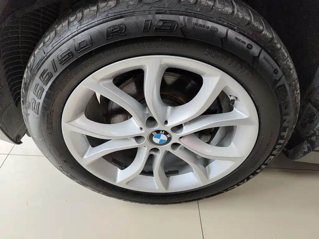 BMW X6 2018 xDrive35i leading model купить на сайте DeffCars