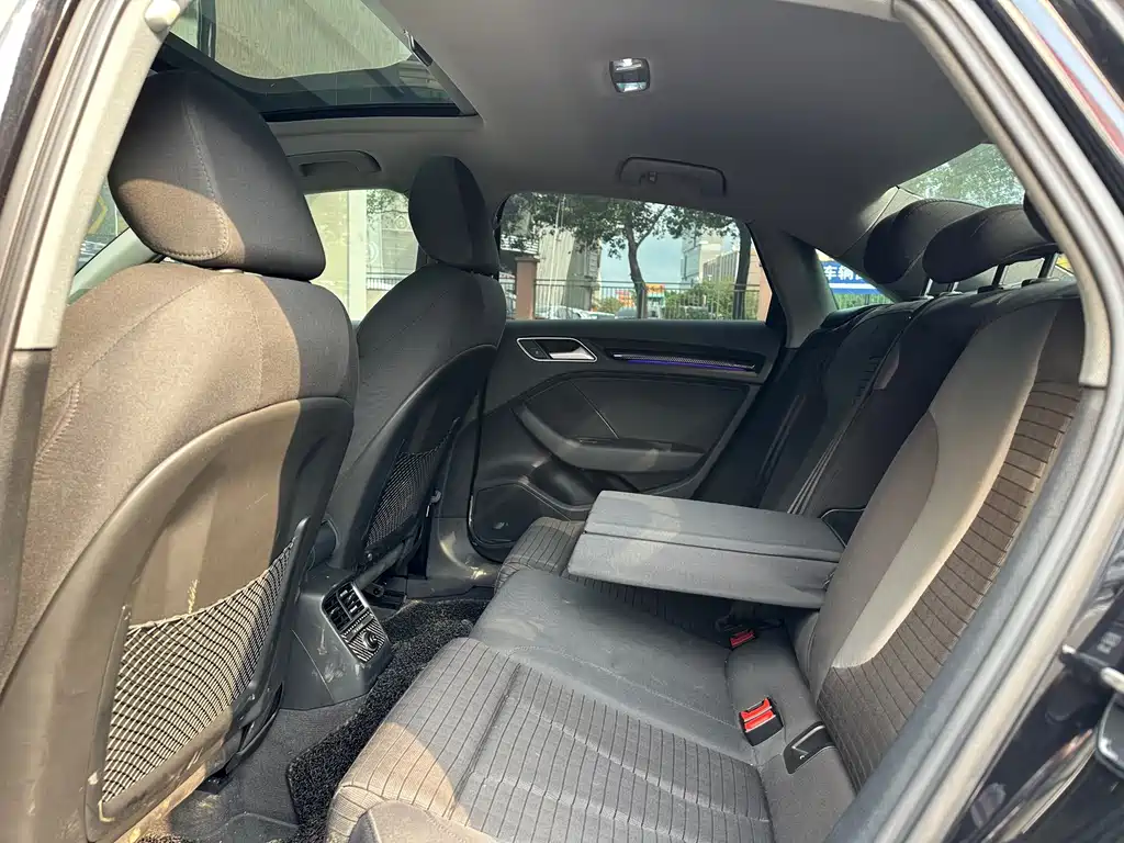 Audi A3 2018 30th Anniversary Limousine 35 TFSI Sports купить на сайте DeffCars