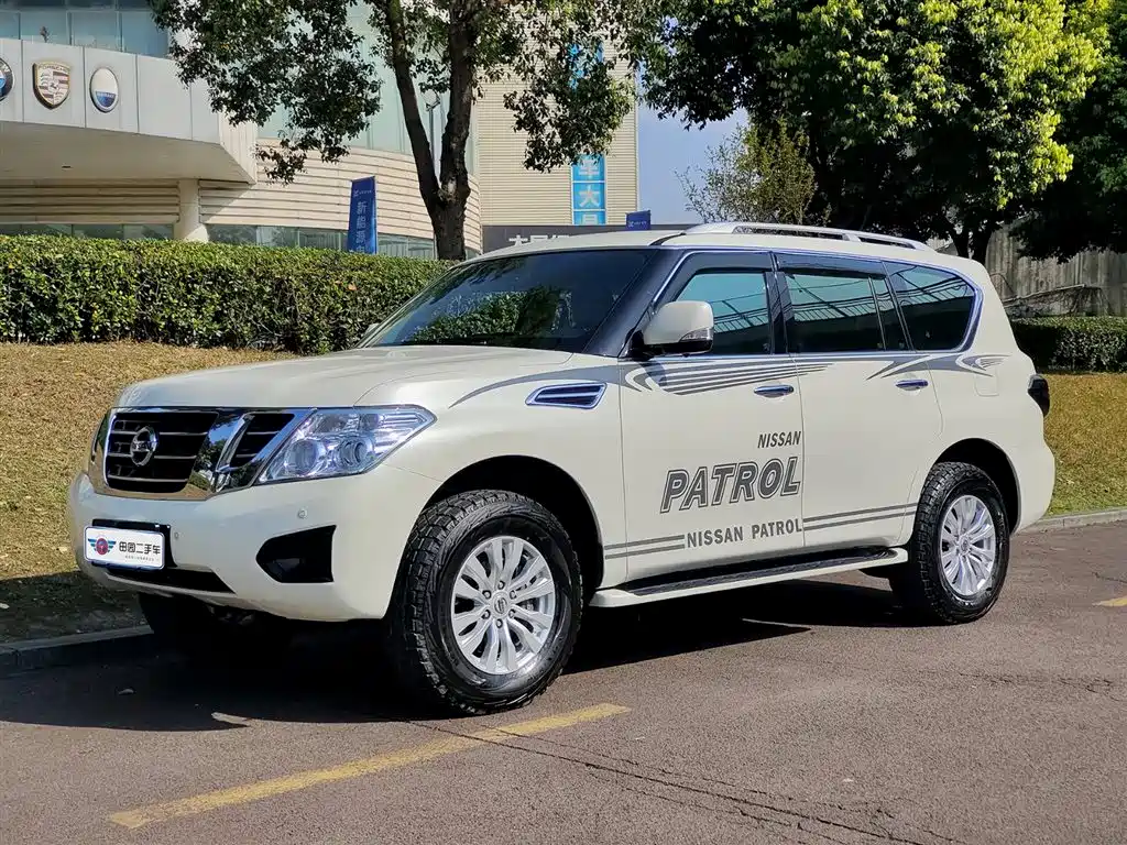 Patrol 2018 4.0L LinkedIn model купить на сайте DeffCars