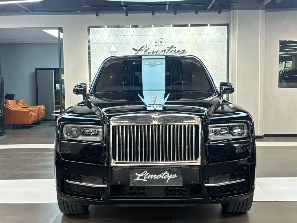 Cullinan 2018 five-seater version купить на сайте DeffCars