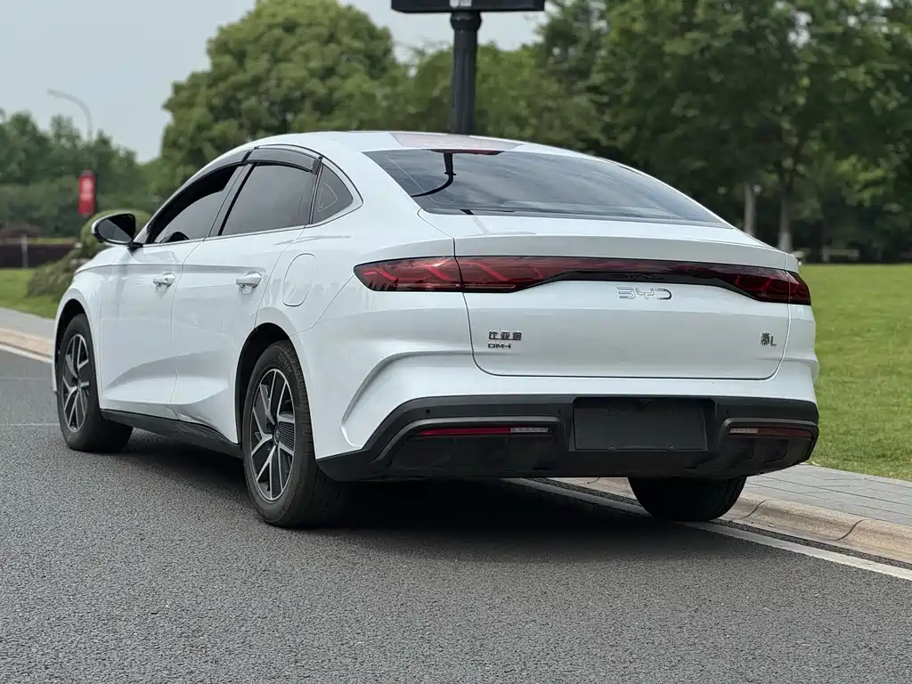 Qin L 2024 DM-i 120KM leading model купить на сайте DeffCars