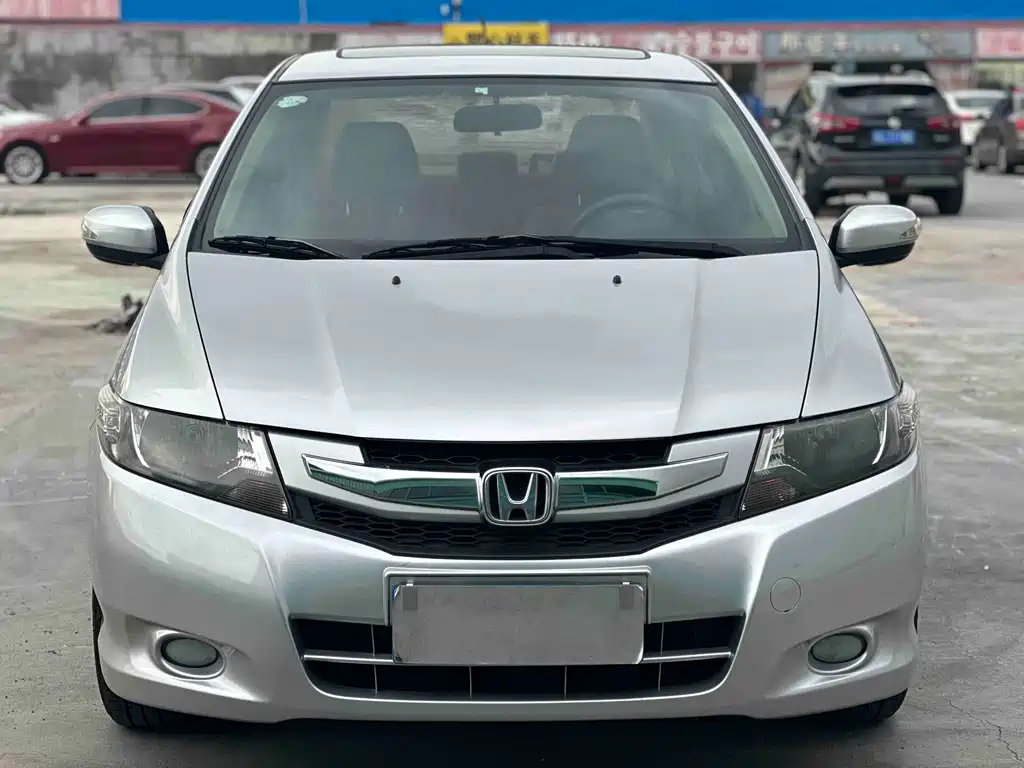 Fengfan Classic 2011 1.5L Automatic Elite Edition купить на сайте DeffCars
