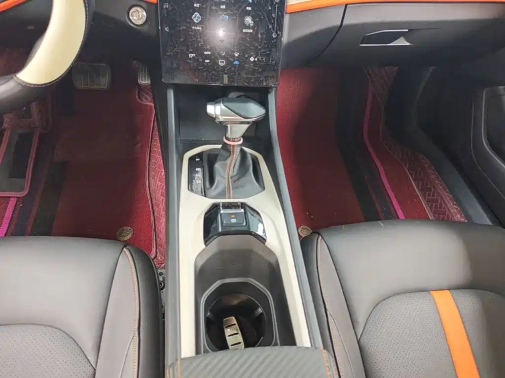 Yixuan 2023 Mach Edition 1.5L Automatic Wind Chasing Edition купить на сайте DeffCars