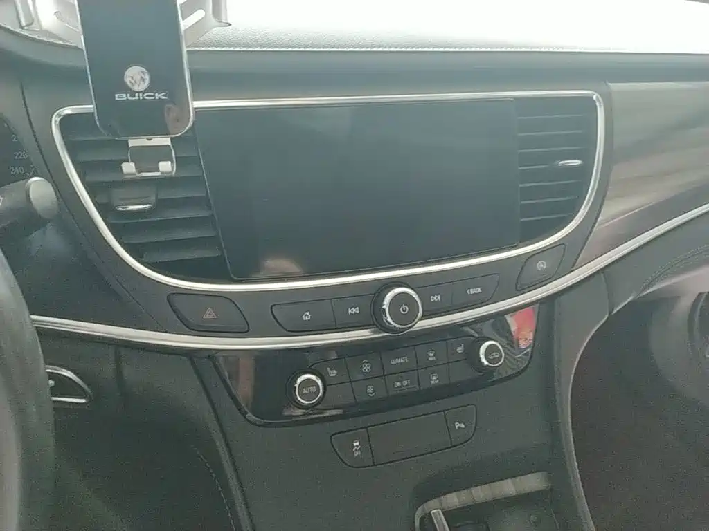 LaCrosse 2021 552T Luxury Edition купить на сайте DeffCars